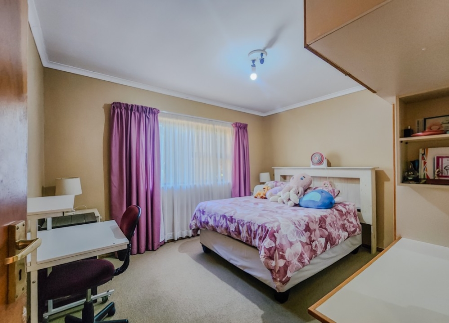 4 Bedroom Property for Sale in Durbanville Western Cape